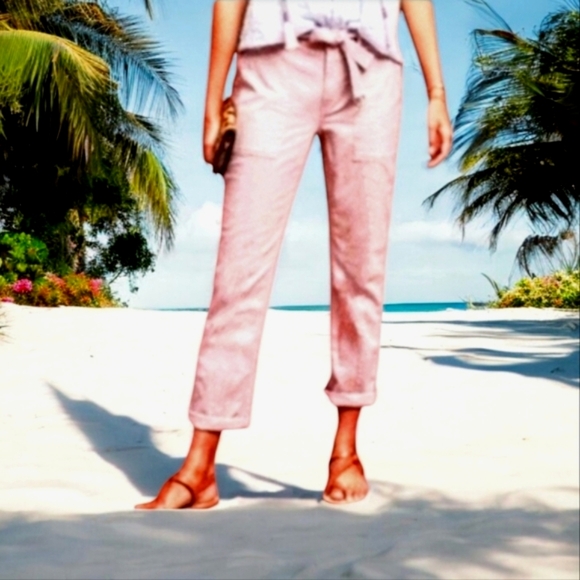 Soho New York and Company Denim - 🌸Soho NY and Co. "Super High Waist Tapered Leg" Pink Jeans